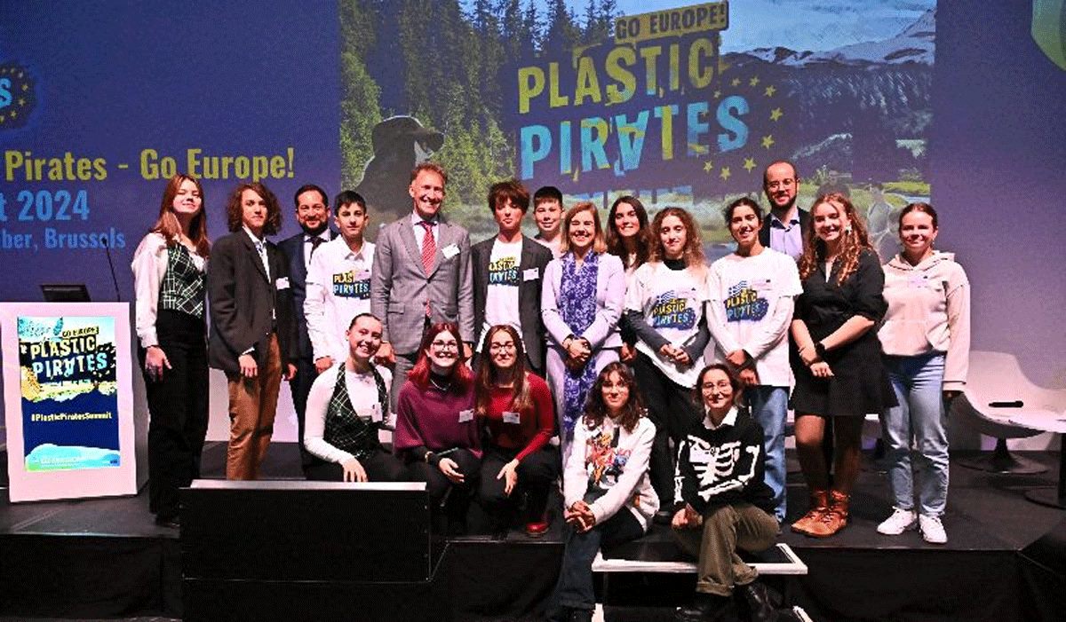 foto di gruppo "Plastic Pirates - Go Europe"