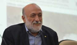 Carlo Petrini