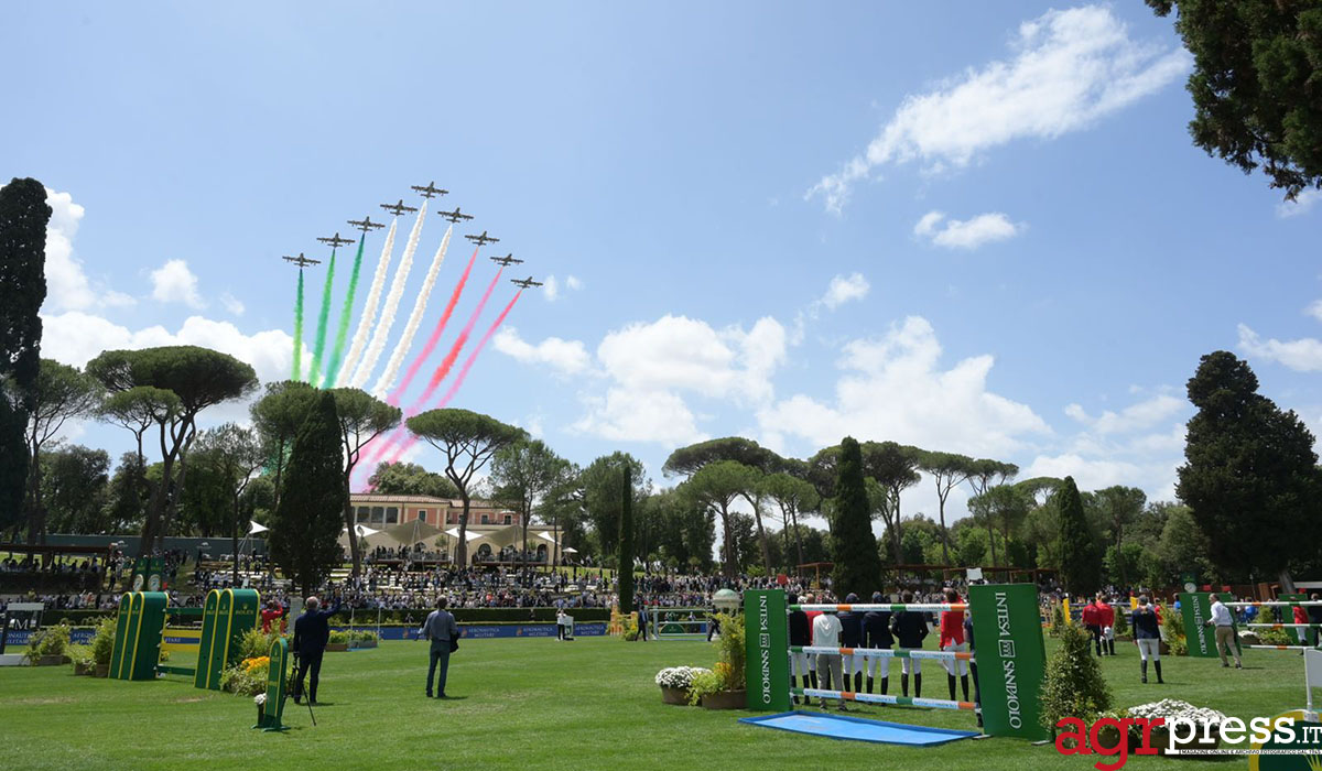 Piazza di Siena: il concorso ippico compie 100 anni